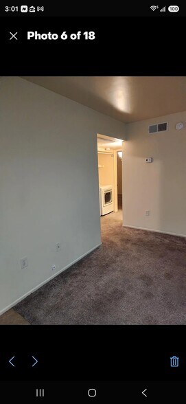 Building Photo - 461 W Holmes Ave