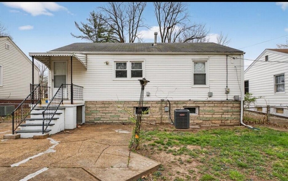 Building Photo - 8576 Kathlyn Dr