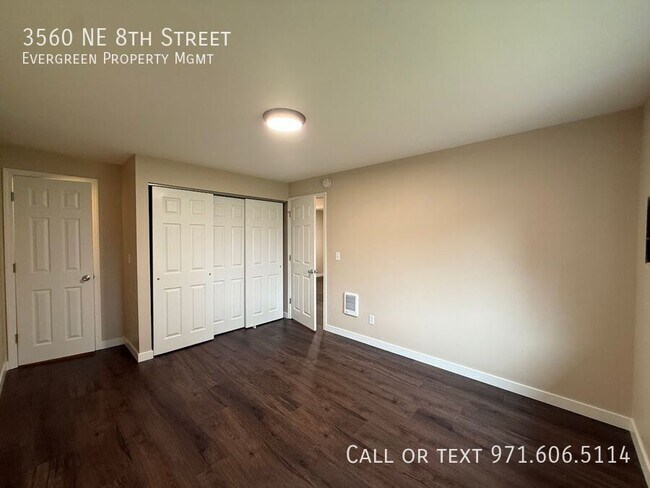 Building Photo - 3560 NE 8th St