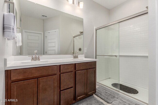 Building Photo - 3872 N 103rd Ave