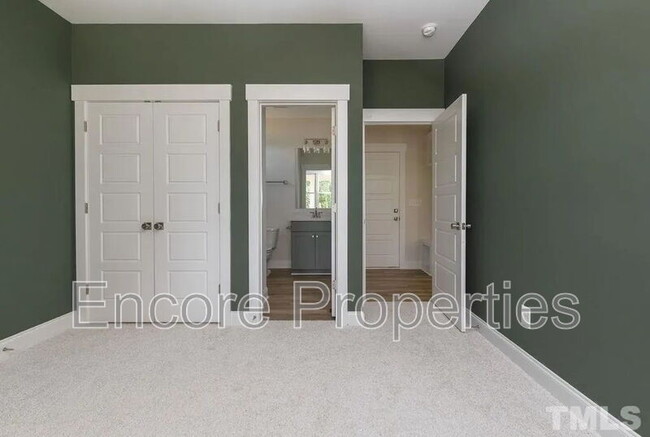 Building Photo - 162 Prince Pl Dr