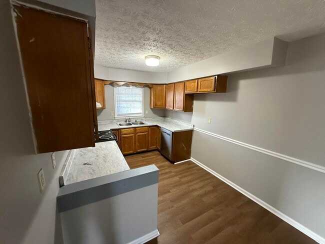 Building Photo - 2801 Winter Garden