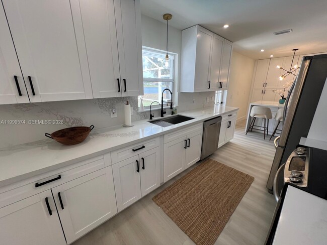 Building Photo - 503 Jackson Ave