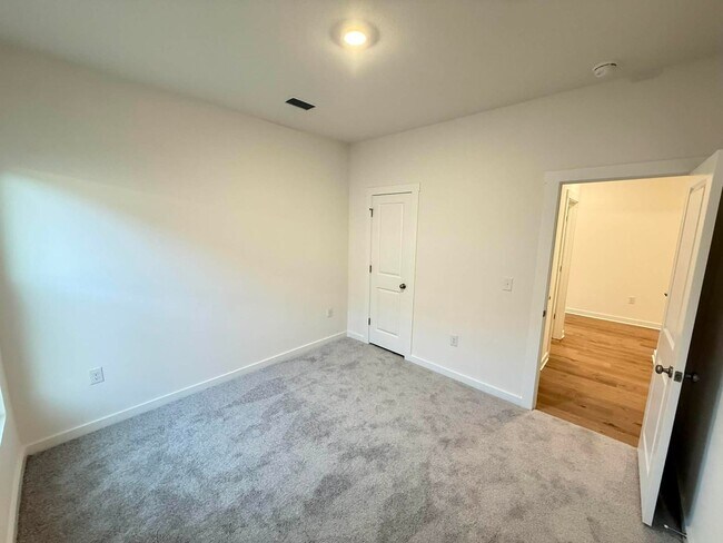 Building Photo - Free Wi-Fi for the first year! 4 Bed/2 Bath New Construction - Foley