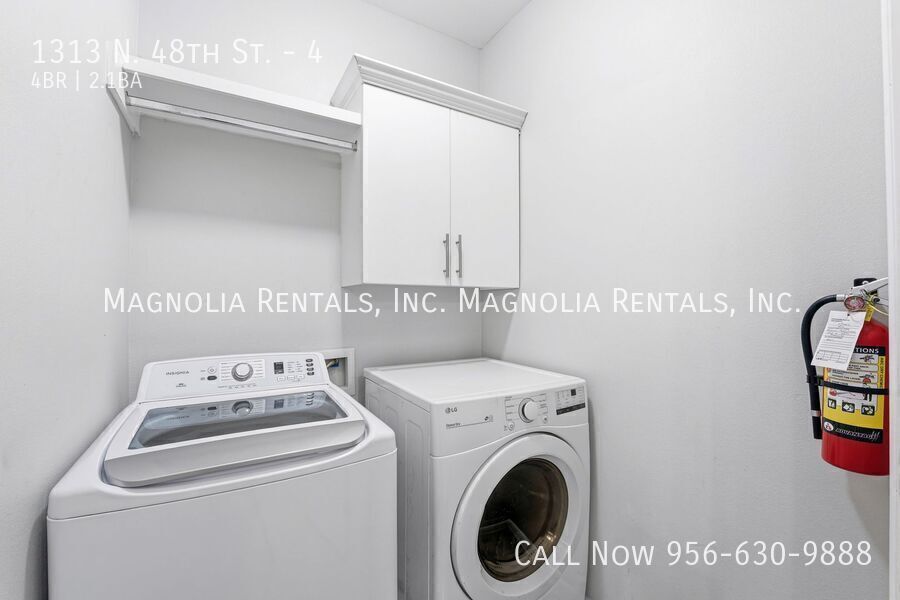 Building Photo - 1313 N 48th St