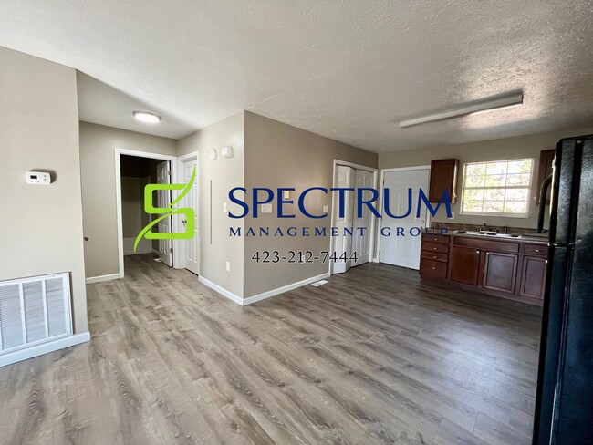 Building Photo - Shield Duplex 1607/1611