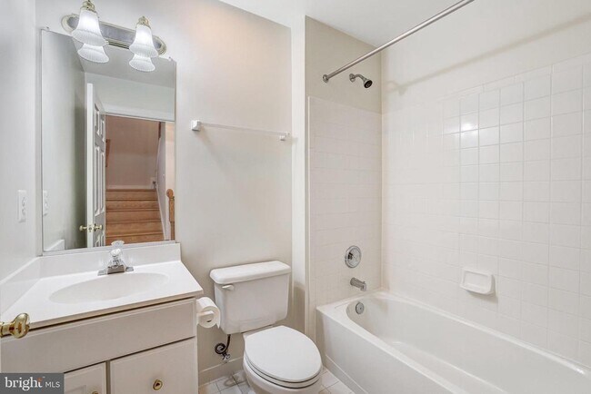 Building Photo - 709 Catts Tavern Dr