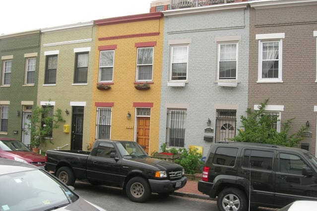 Primary Photo - 228 Parker St NE