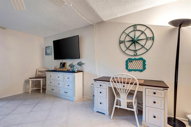 Building Photo - 131 Wild Palm Dr