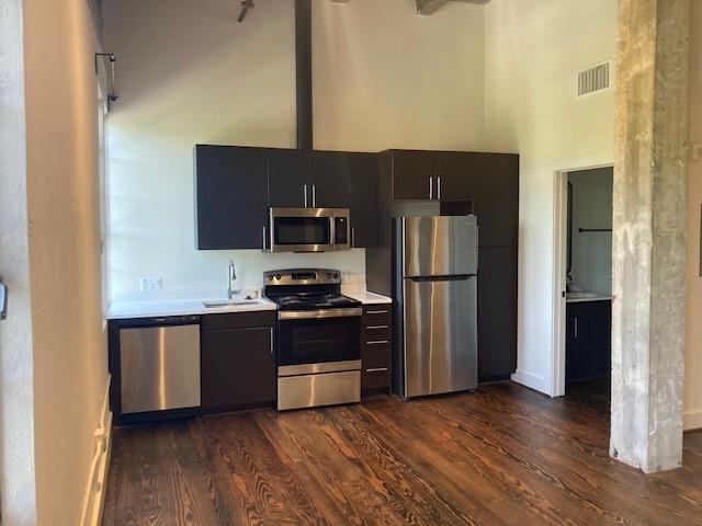 Building Photo - 4411 Dallas St