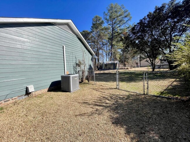 Building Photo - 5883 Waccamaw Ct