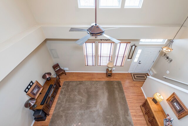High ceiling living room - 382 S Litchfield Dr