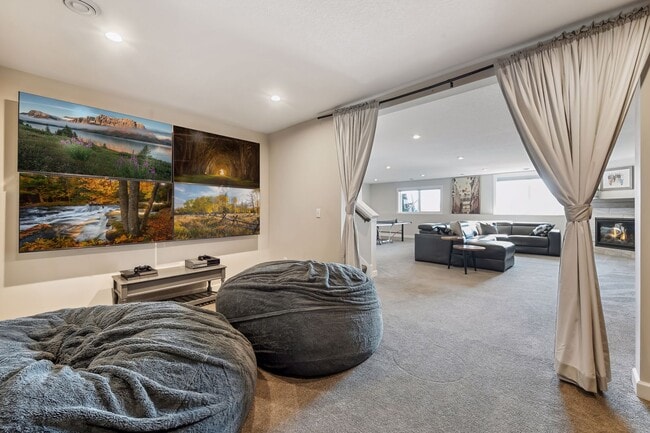 Building Photo - 2275 Lakeshore Point Dr N E