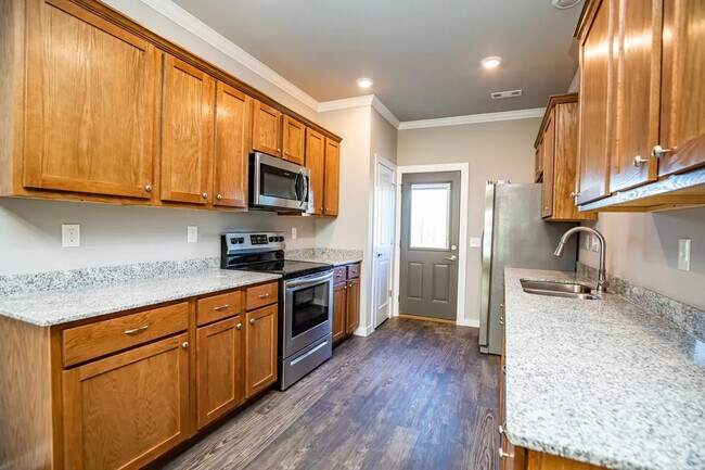 Building Photo - 1901 Booker Cir