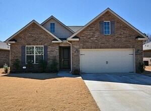 Building Photo - 605 Summerdawn Pl