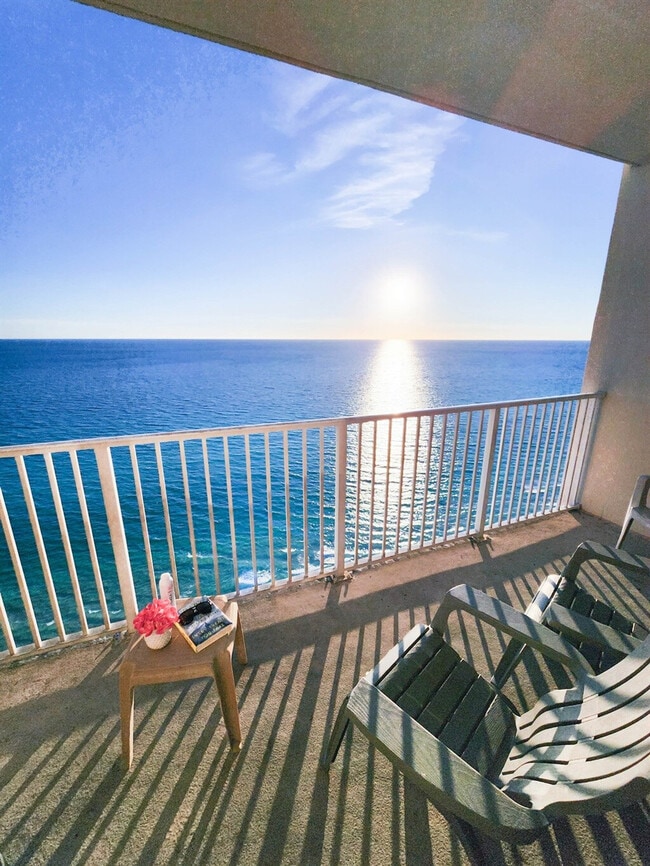 Building Photo - 16819 Front Beach Rd