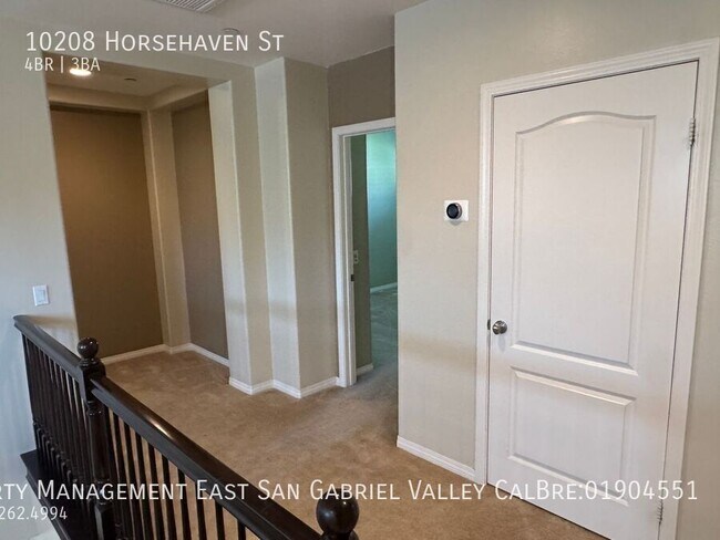 Building Photo - 10208 Horse Haven St