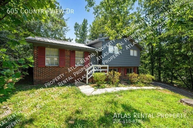 Building Photo - 605 Country View Dr NE