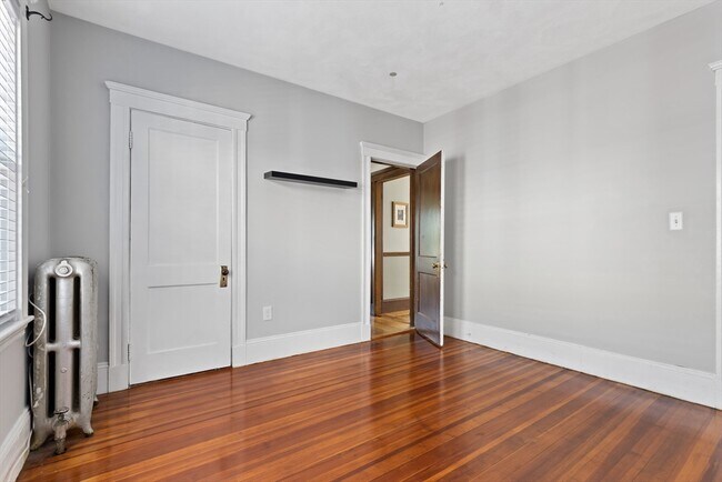Building Photo - 84 Brayton Rd