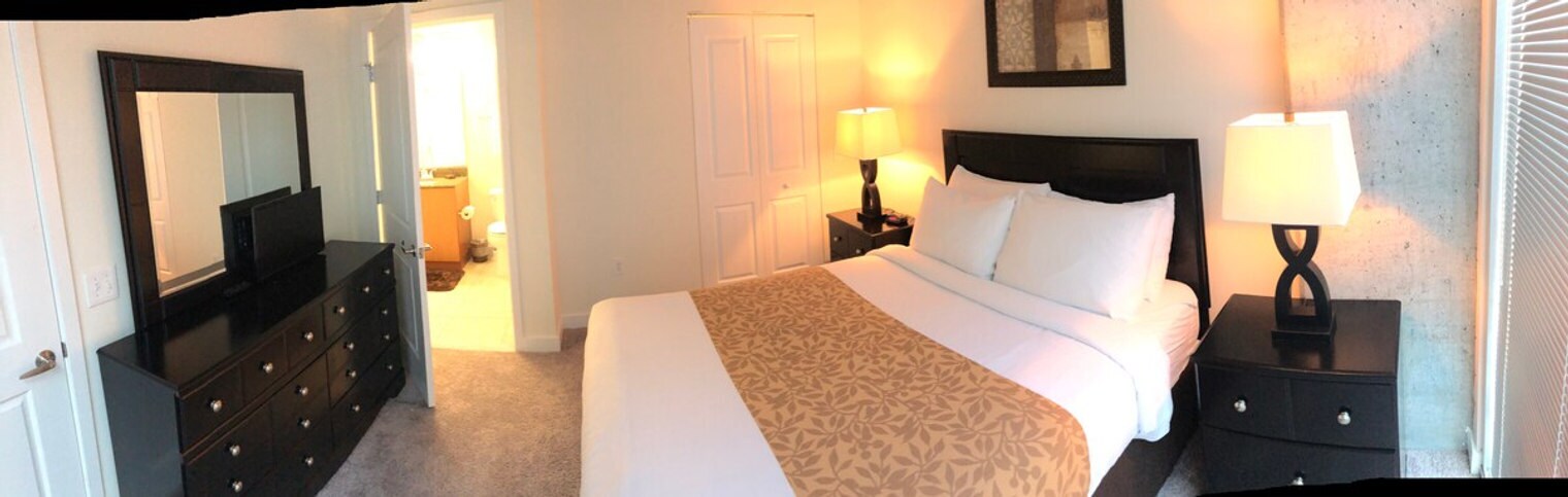 Building Photo - 215 W Martin Luther King Jr Blvd