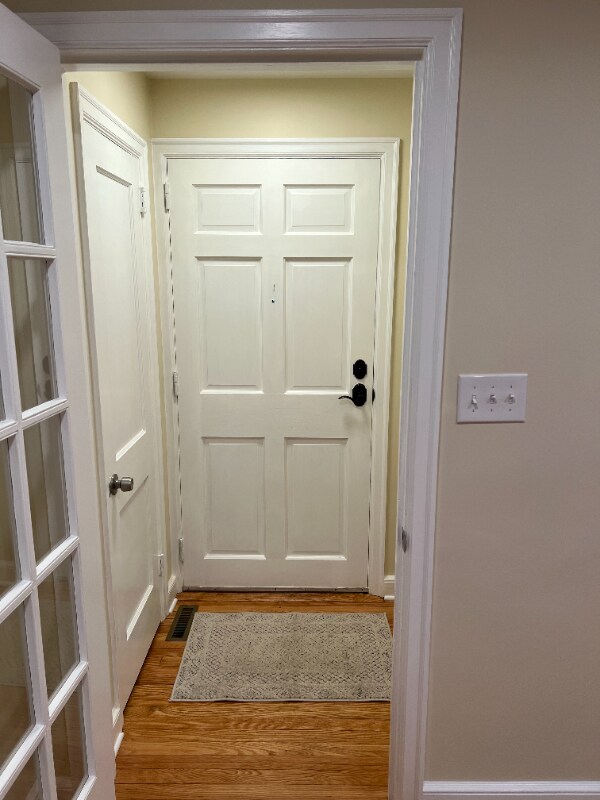 Building Photo - 80 Figlar Ave