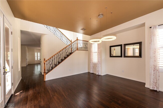 Building Photo - 2057 Orchard Mist St