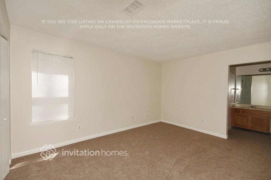 Building Photo - 950 Laurel Mill Dr