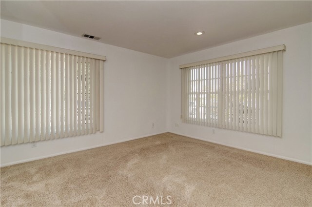 Building Photo - 136 Venetia Dr