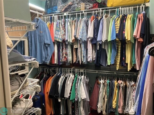 Building Photo - 821 Cypress Blvd