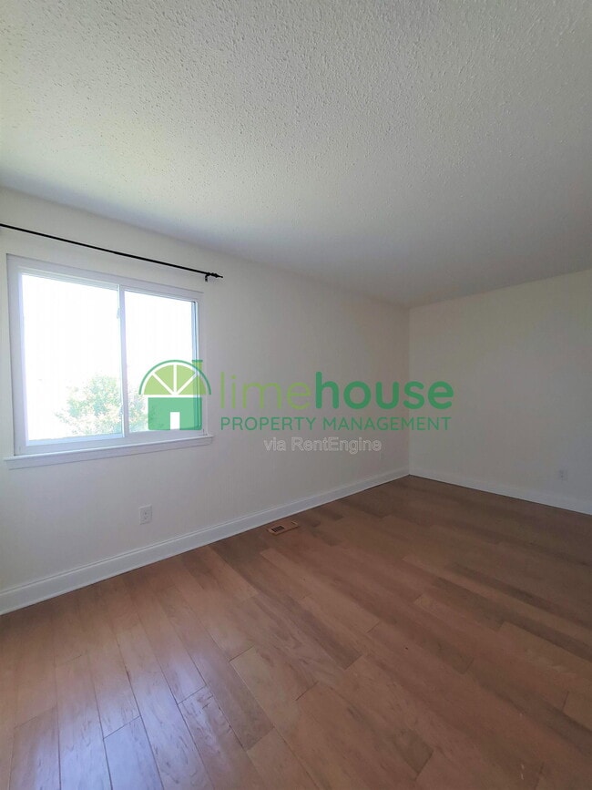 Building Photo - 5304 Lord George Dr