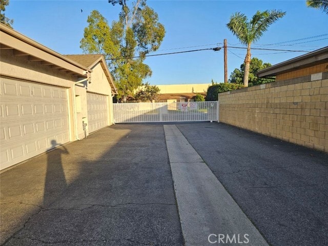 Building Photo - 16625 Gridley Rd