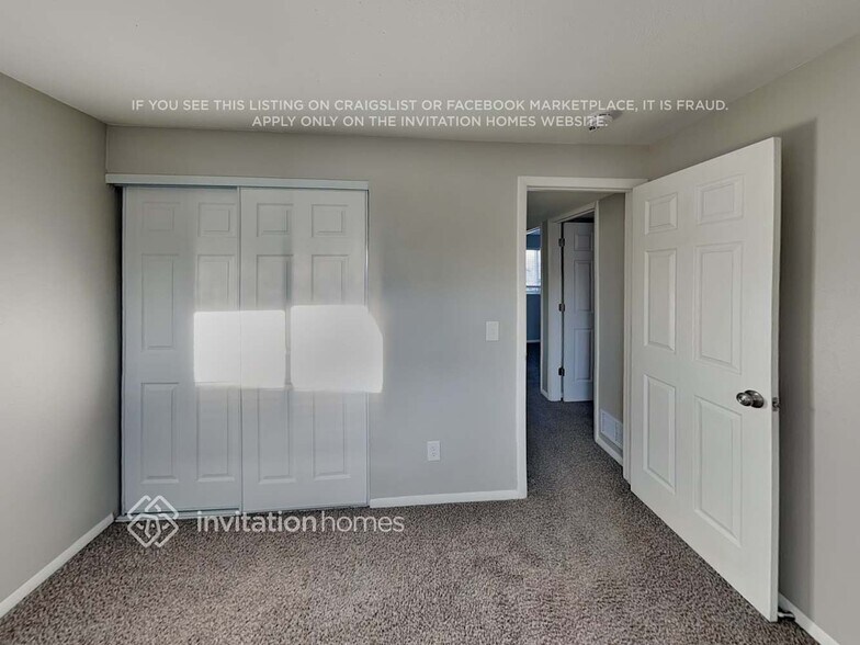 Building Photo - 9660 W 105th Ave