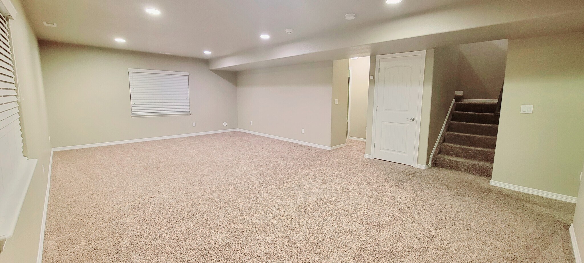 Building Photo - 6729 Kearsarge Dr