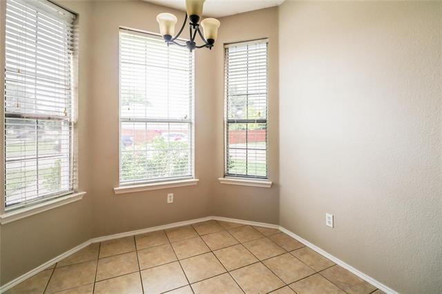 Building Photo - 4400 Park Creek Ct