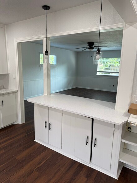Building Photo - 1408 SW 54th St