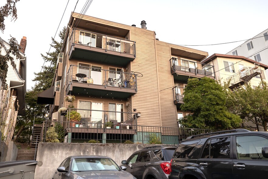 Building Photo - 2345 Boylston Ave E