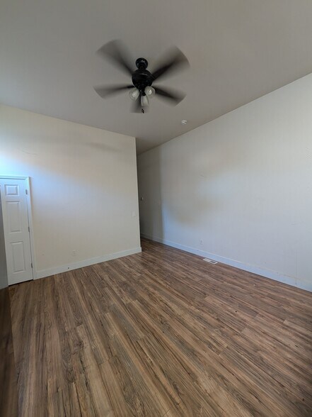 Building Photo - 2822 Osage St