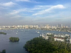 Building Photo - 16385 Biscayne Blvd