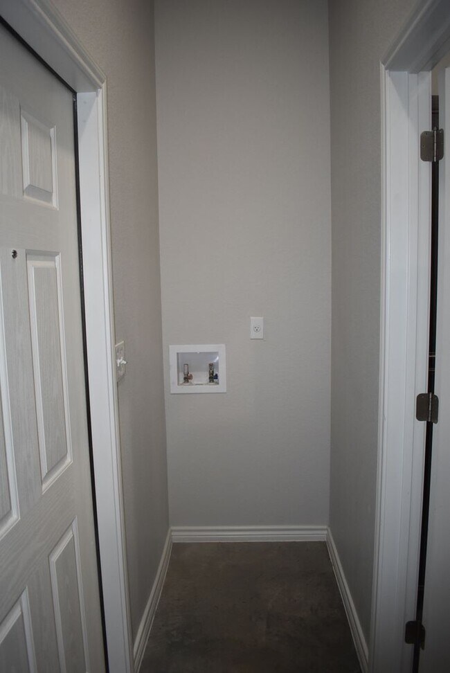 Building Photo - 1813 Ute Trail