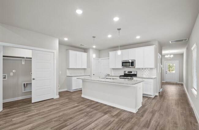 Building Photo - 21647 Coral Mist Dr