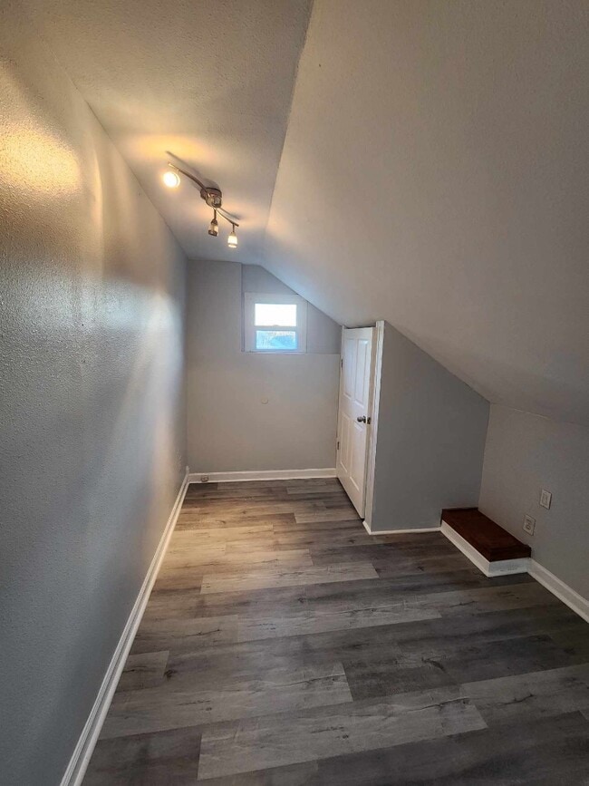 Building Photo - 152 Molinia Dr