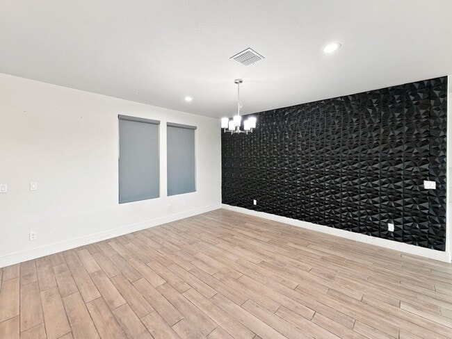 Building Photo - Luxury SMART HOME For Rent!