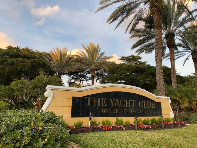Building Photo - 103 Yacht Club Way