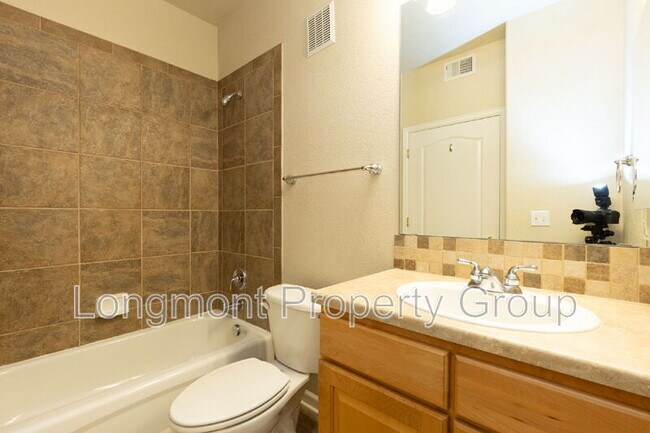 Building Photo - 1420 Whitehall Dr