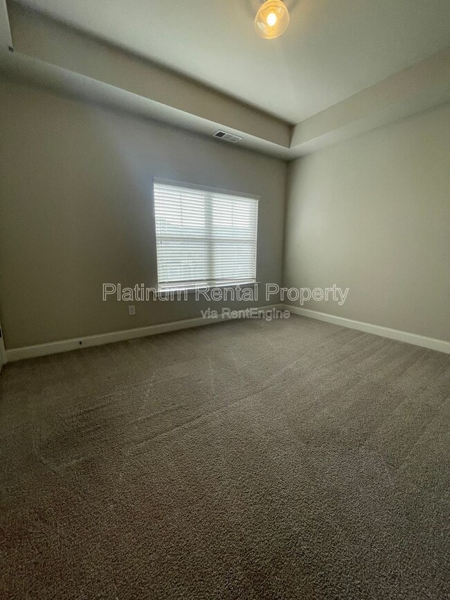 Building Photo - 1236 Stone Castle Cir