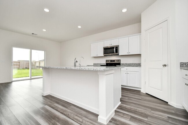 Building Photo - 5902 Bright Keel Dr