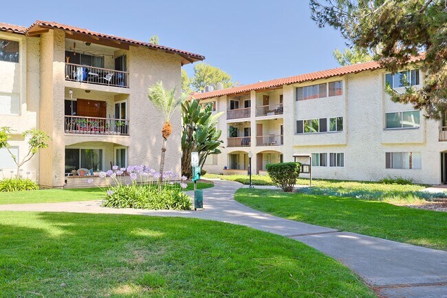Building Photo - 2 Bed / 2 Bath Condo for Rent – Mission Valley