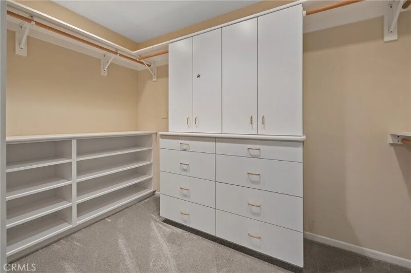 Building Photo - 5431 E El Jardin St