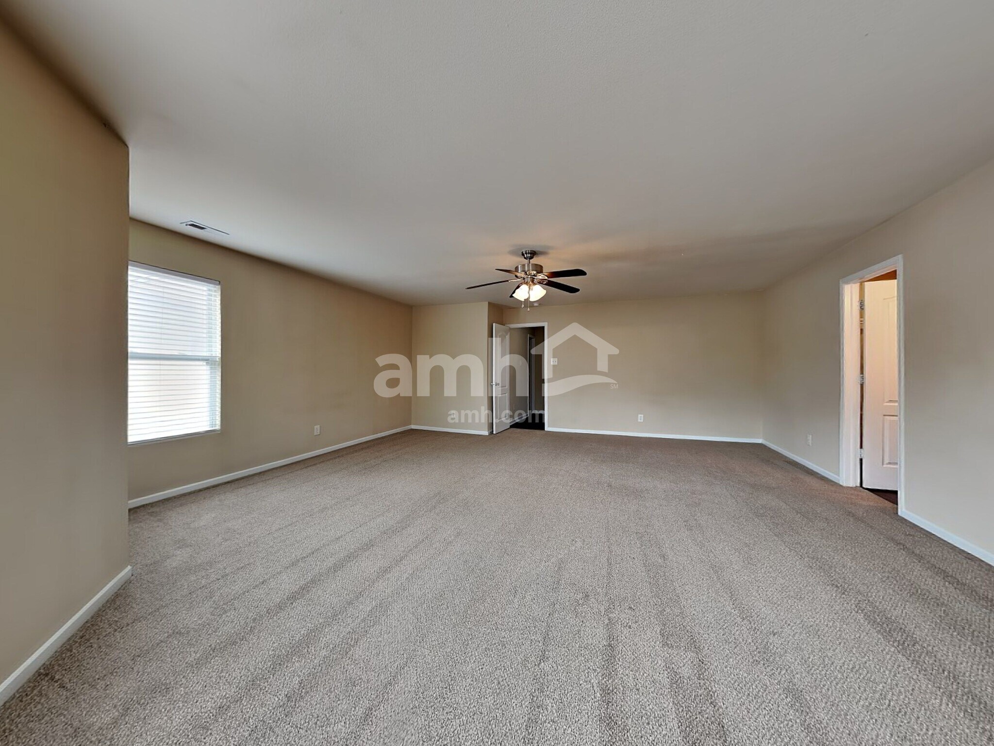 Building Photo - 1320 Perga Ct