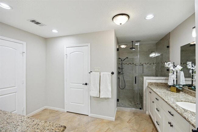 Building Photo - 318 W Fair Harbor Ln
